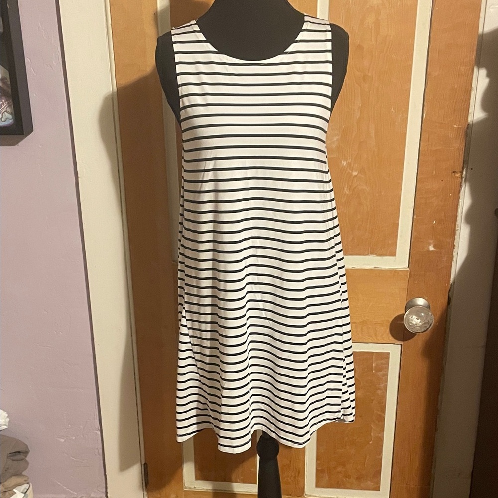 LiuSiRan Simple Black and White Striped Shirt Dress